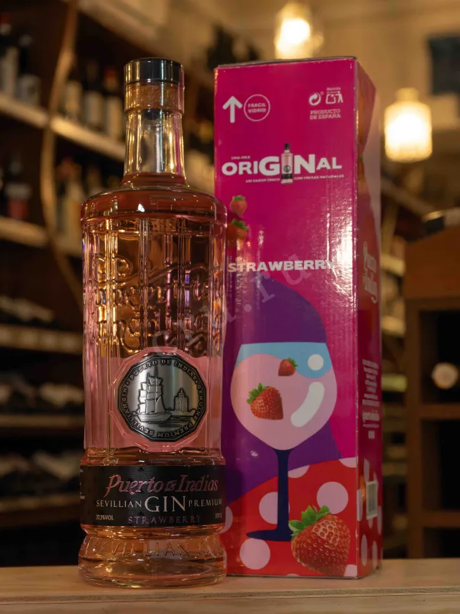 В магазине Крю Профи Puerto de Indias Sevillian Premium Strawberry in gift box 1.75 л