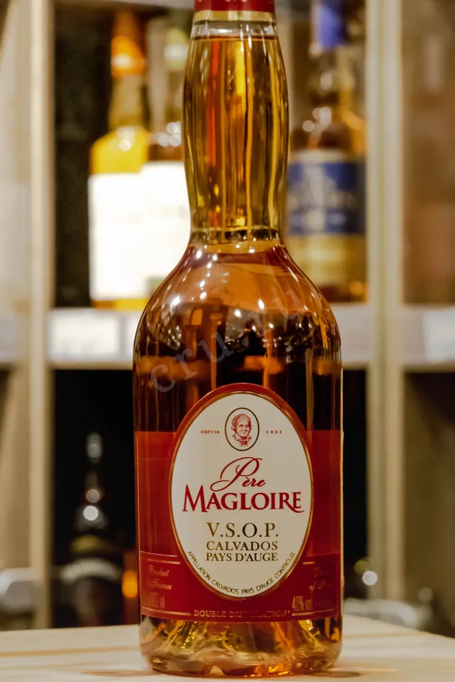 В магазине Крю Профи Pere Magloire VSOP 0.5 л