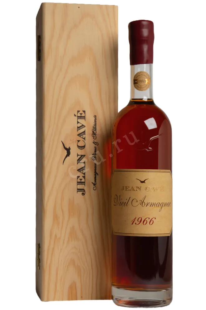Бренди Jean Cave Vieil Armagnac 1966 AOC wooden box 1966 0.7 л