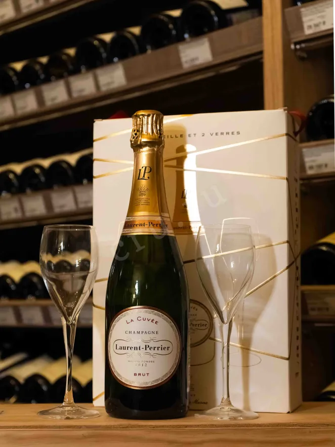 В магазине Крю Профи Laurent-Perrier Brut Cuvee gift box with 2 glasses 2018 0.75 л