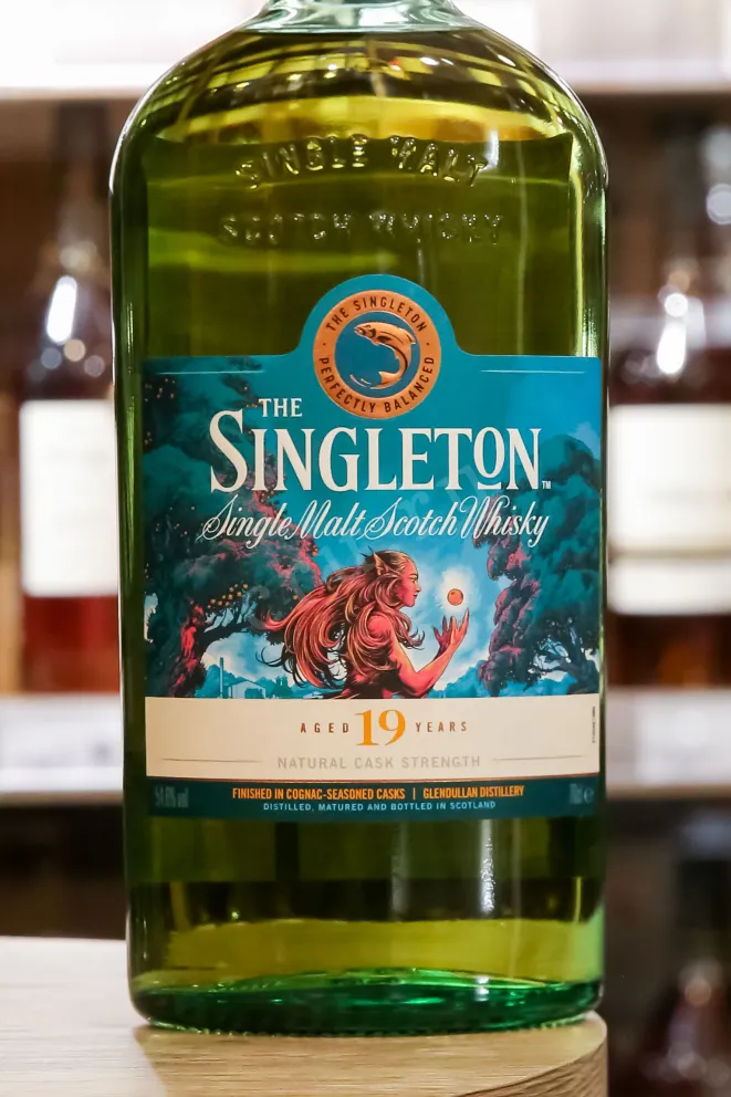 В магазине Крю Профи The Singleton Glendullan 19 years 0.7 л