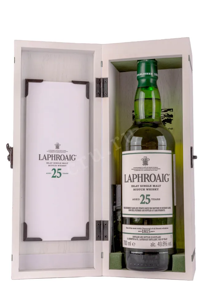 В деревянной коробке Laphroaig 25 years 0.7 л