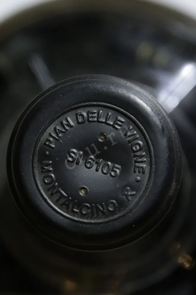 Пробка Antinori Pian delle Vigne Brunello di Montalcino gift box 2017 1.5 л