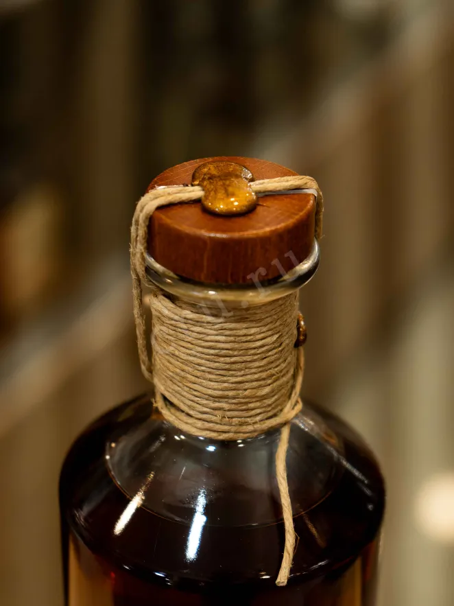 Пробка Chateau de Montifaud XO 30 years 0.7 л