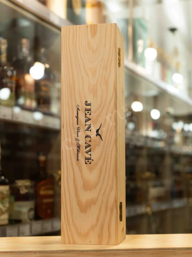 В магазине Крю Профи Jean Cave Vieil Armagnac AOC wooden box 1998 0.7 л