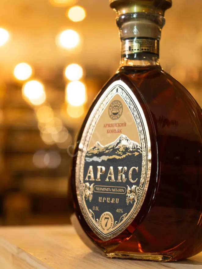 В магазине Крю Профи Araks 7 years 0.5 л