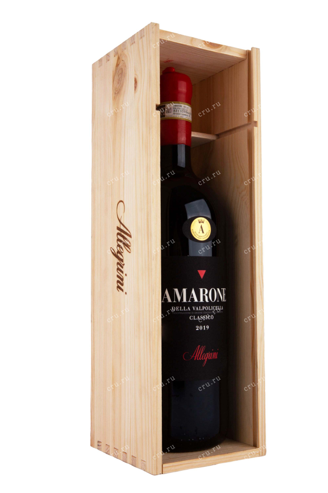 В деревянной коробке Allegrini Amarone della Valpolicella Classico in wooden box 2019 1.5 л