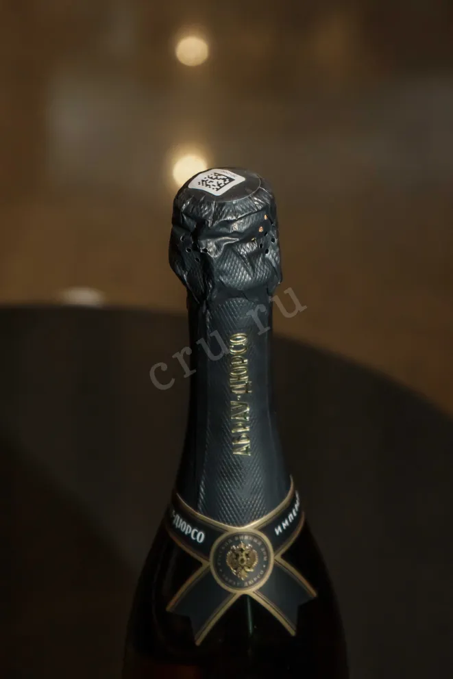 Пробка Abrau-Durso Imperatorskoe Semidolce 2024 0.75 л