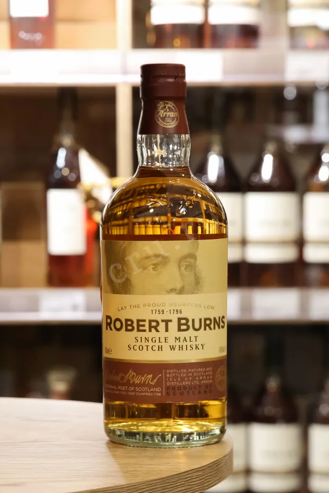 В магазине Крю Профи Robert Burns Single Malt in tube 0.7 л
