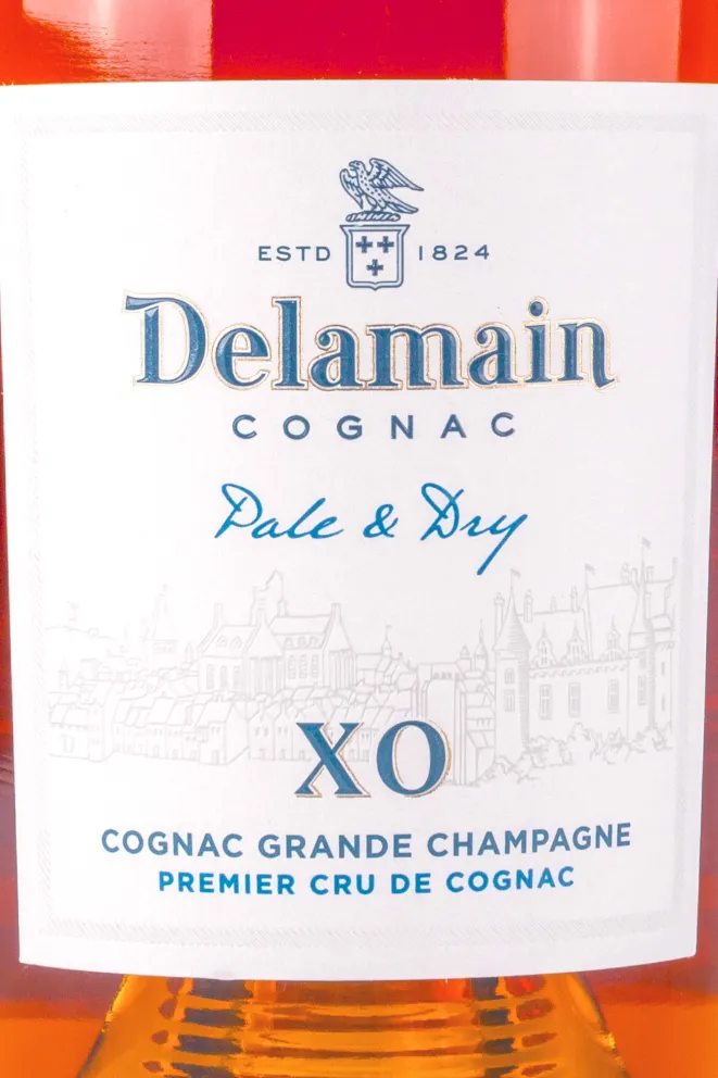 Этикетка Delamain Pale & Dry XO in gift box 0.7 л