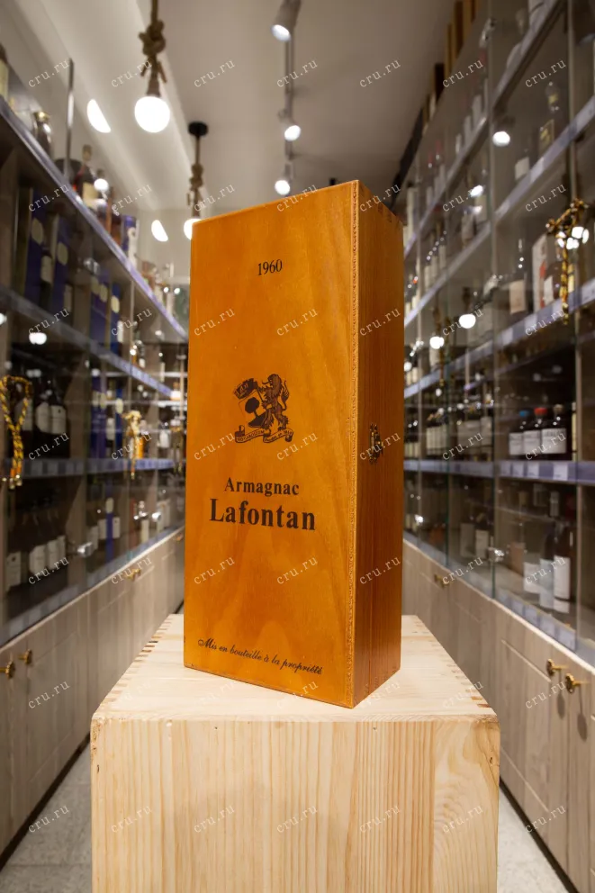 В магазине Крю Профи Lafontan 1960 0.7 л