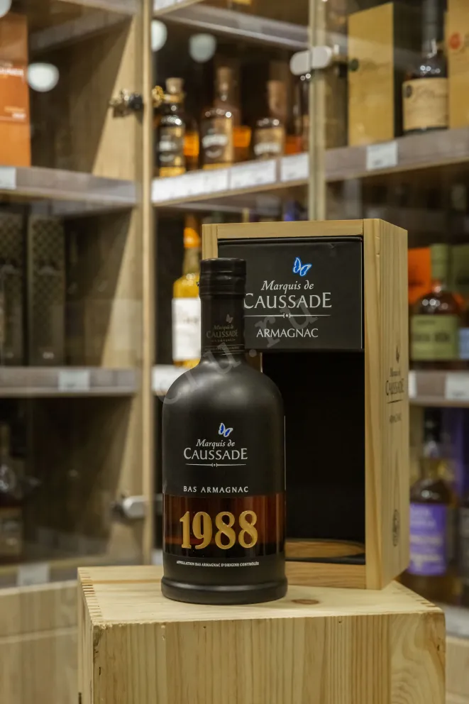 В магазине Крю Профи Marquis de Caussade 1988 0.7 л