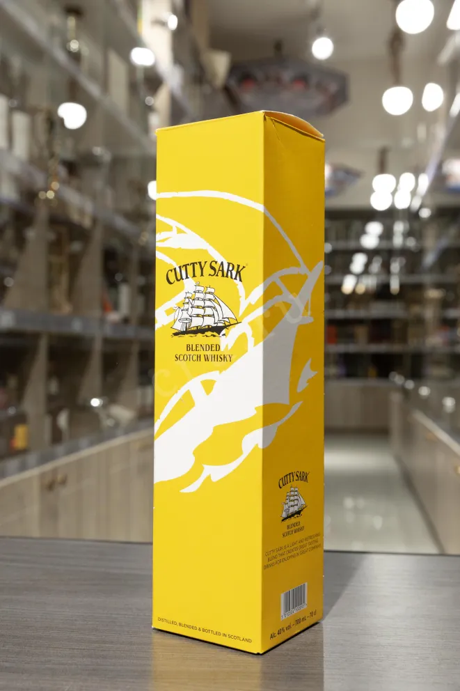 В магазине Крю Профи Cutty Sark Blended in gift box 0.7 л
