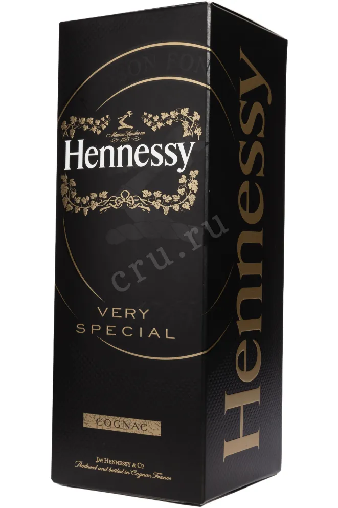 Подарочная коробка Hennessy VS gift box 0.7 л