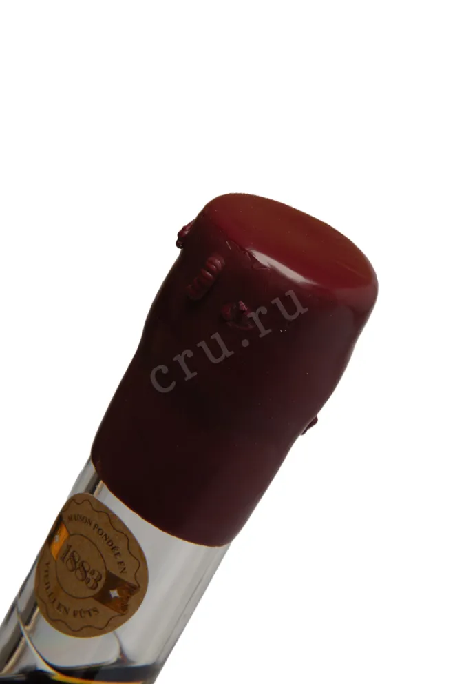 Пробка Jean Cave Vieil Armagnac 2001 AOC wooden box 2001 0.7 л
