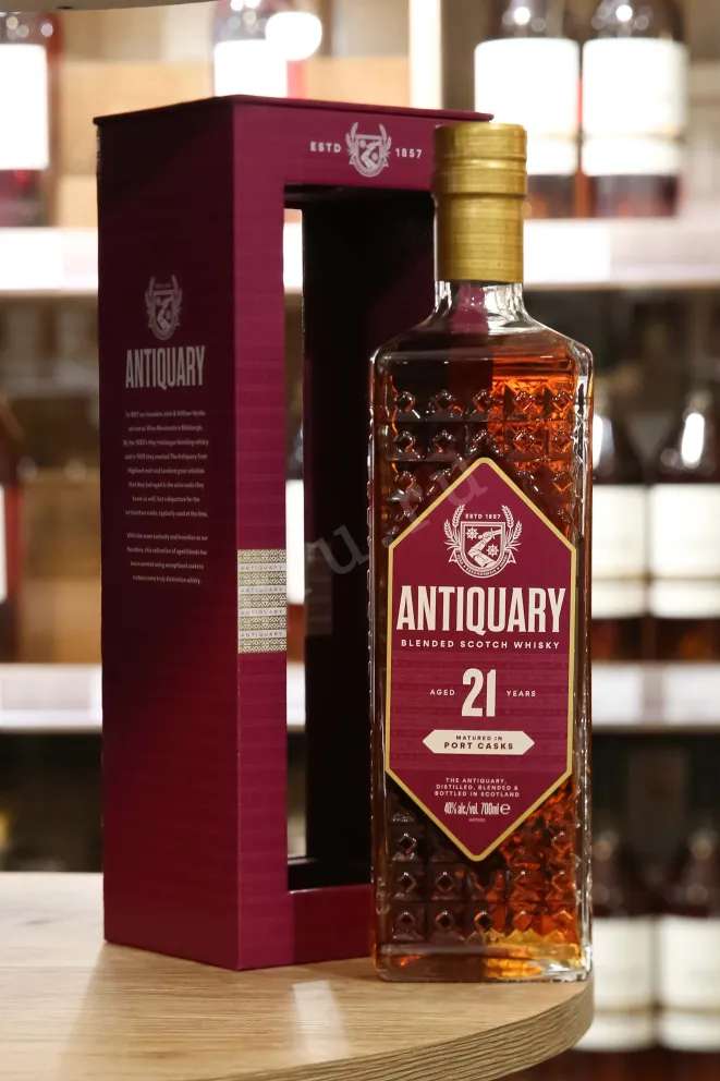 Пробка Antiquary Port Casks 21 years in gift box 0.7 л