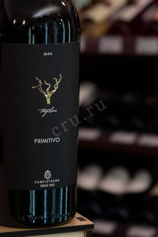 В магазине Крю Профи Sampietrana Tre Filari Primitivo 0.75 л