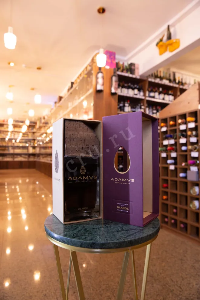 В магазине Крю Профи Adamus Aguardente Vinica 20 years old in gift box 0.7 л