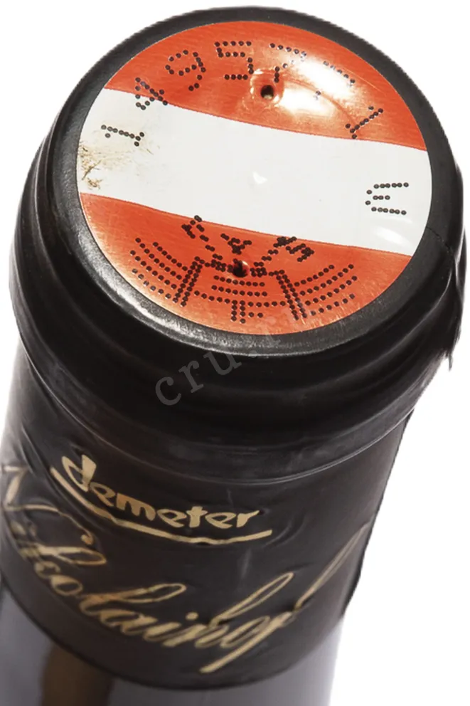 Пробка Nikolaihof Wachau Im Weingebirge Gruner Veltliner Smaragd 2017 0.75 л