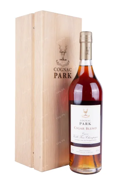 Коньяк Park cigar blend gift box  0.7 л