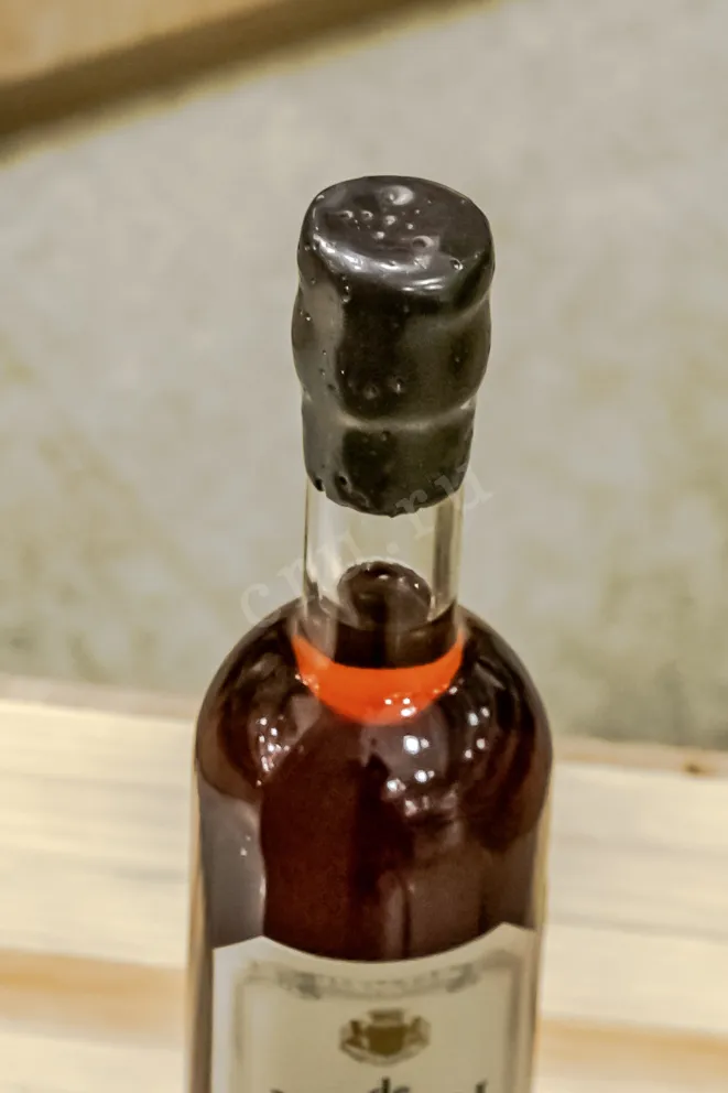 Пробка De  Montal 1968 0.2 л