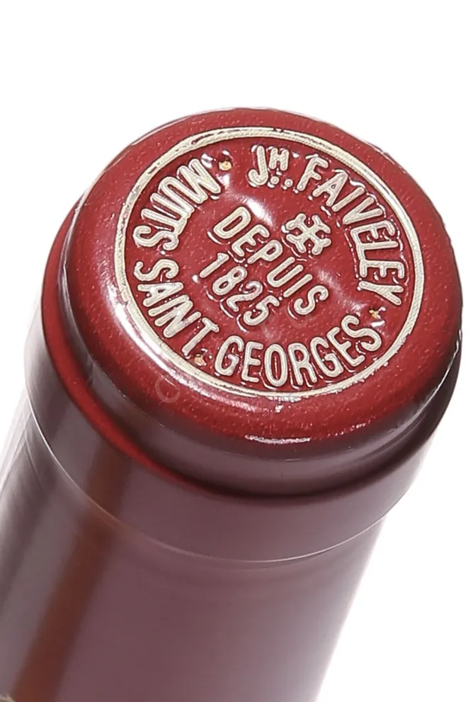 Пробка Joseph Faiveley Pinot Noir Bourgogne AOC 2022 0.75 л