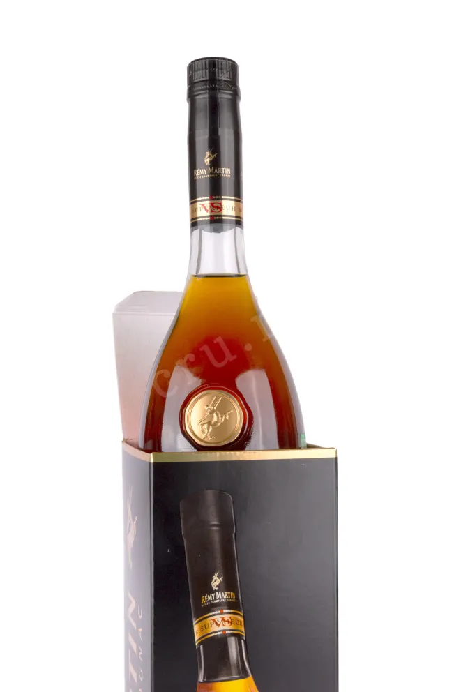 В подарочной коробке Remy Martin VS Superieur in gift box 0.7 л