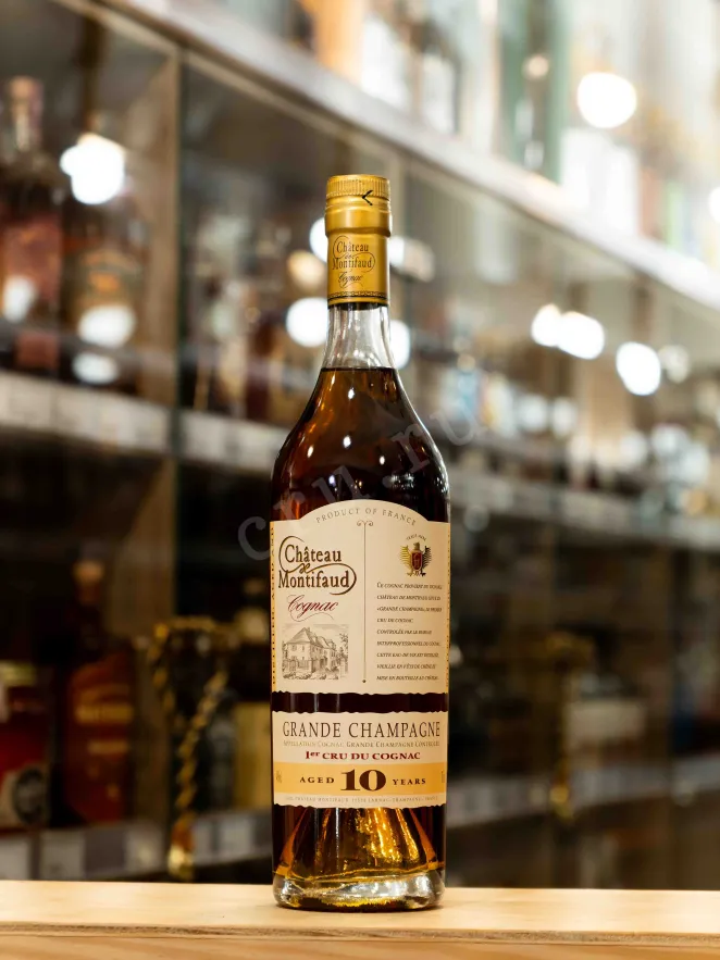 В магазине Крю Профи Chateau de Montifaud 10 years gift box 0.7 л