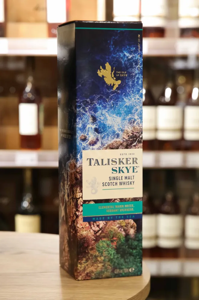 В магазине Крю Профи Talisker Skye with gift box 0.7 л