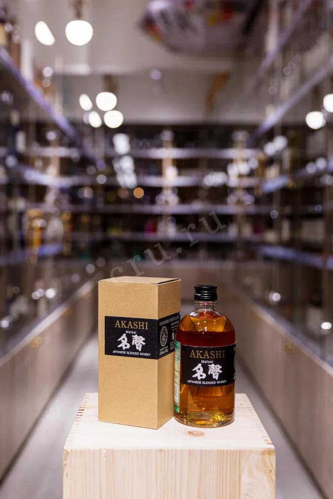 В магазине Крю Профи Akashi Meisei with gift box 0.5 л