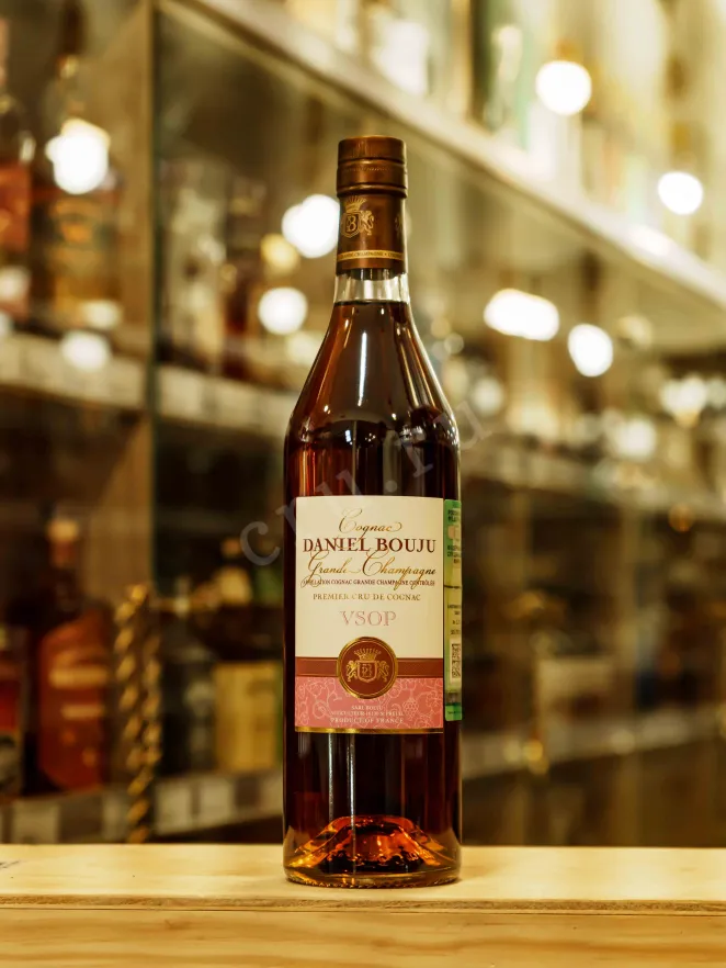 В магазине Крю Профи Daniel Bouju VSOP 0.7 л