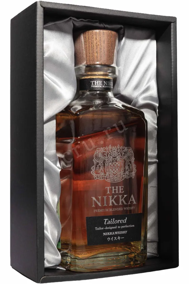 В подарочной коробке Nikka Tailored with gift box 0.7 л