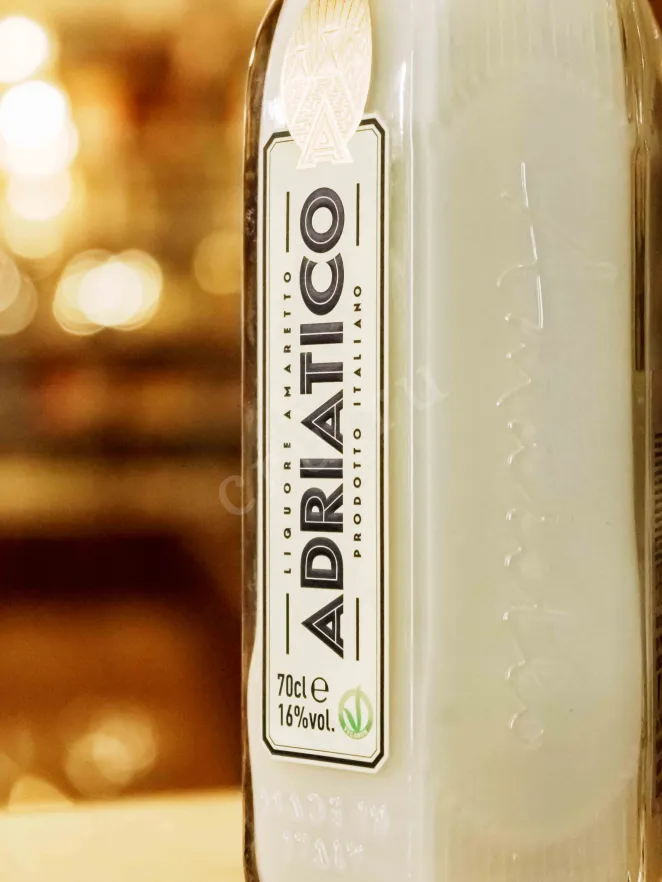 В магазине Крю Профи Adriatico Amaretto Blanco 0.7 л