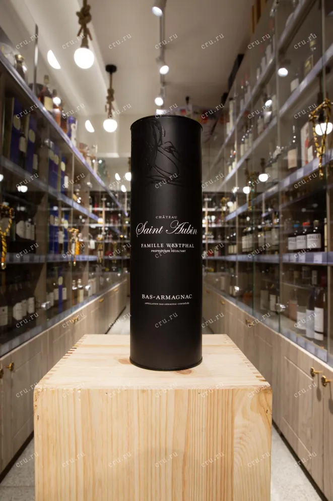 В магазине Крю Профи Saint Aubin Bas-Armagnac in tube 1990 0.7 л