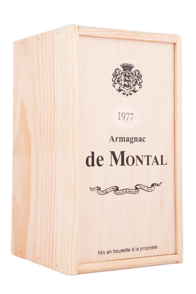 Арманьяк De  Montal 1977 0.7 л