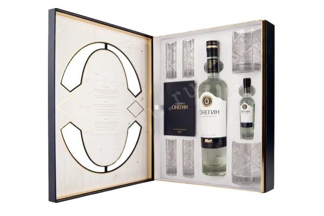 В подарочной коробке Onegin 1831 set