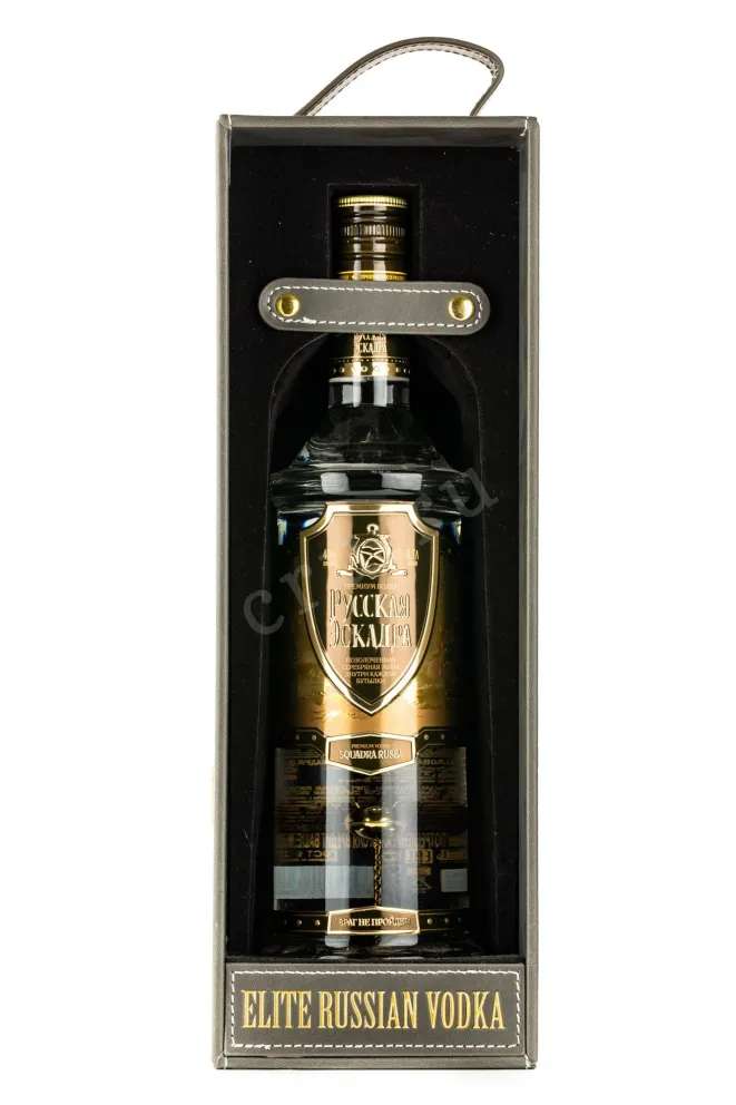 Водка Русская Эскадра Золотая Мина в п/у кожа  0.7 л