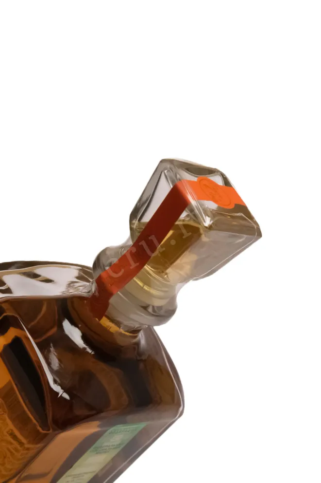 Пробка Спиртной напиток Репосадо Гран Кава Де Оро 40% 0,75л Мексика 2023 0.75 л