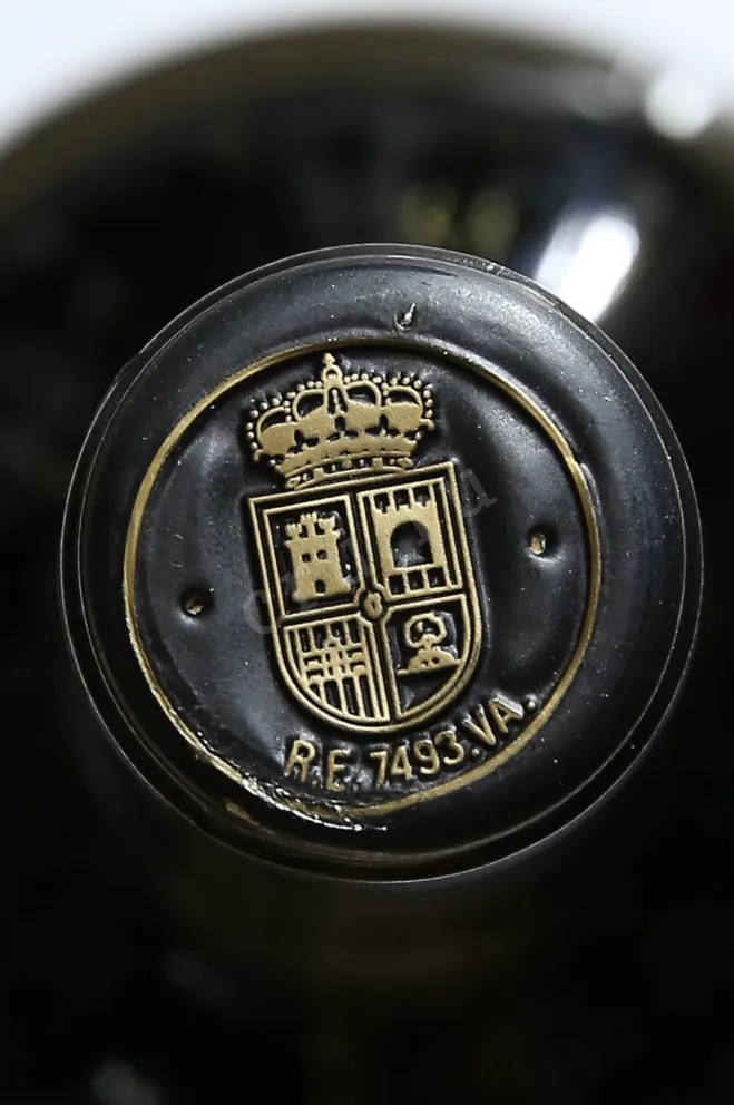 Пробка Matarromera Prestigio Ribera del Duero 2018 0.75 л