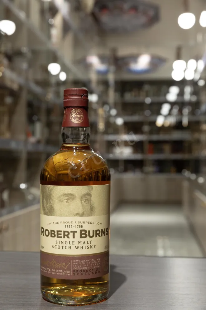 В магазине Крю Профи Robert Burns Single Malt in tube 0.7 л