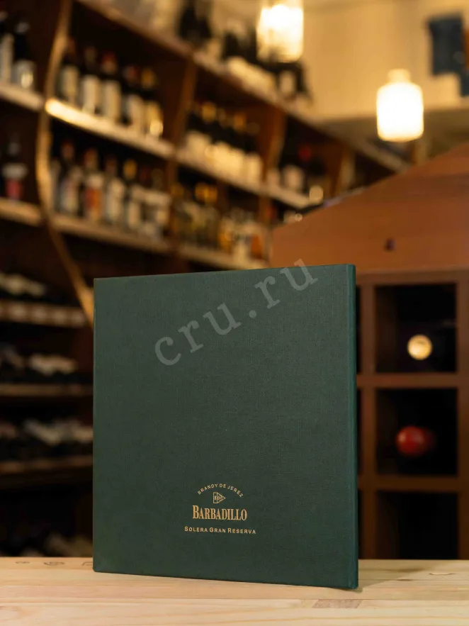 В магазине Крю Профи Barbadillo Solera Gran Reserva Brandy de Jerez DO in gift box 0.7 л