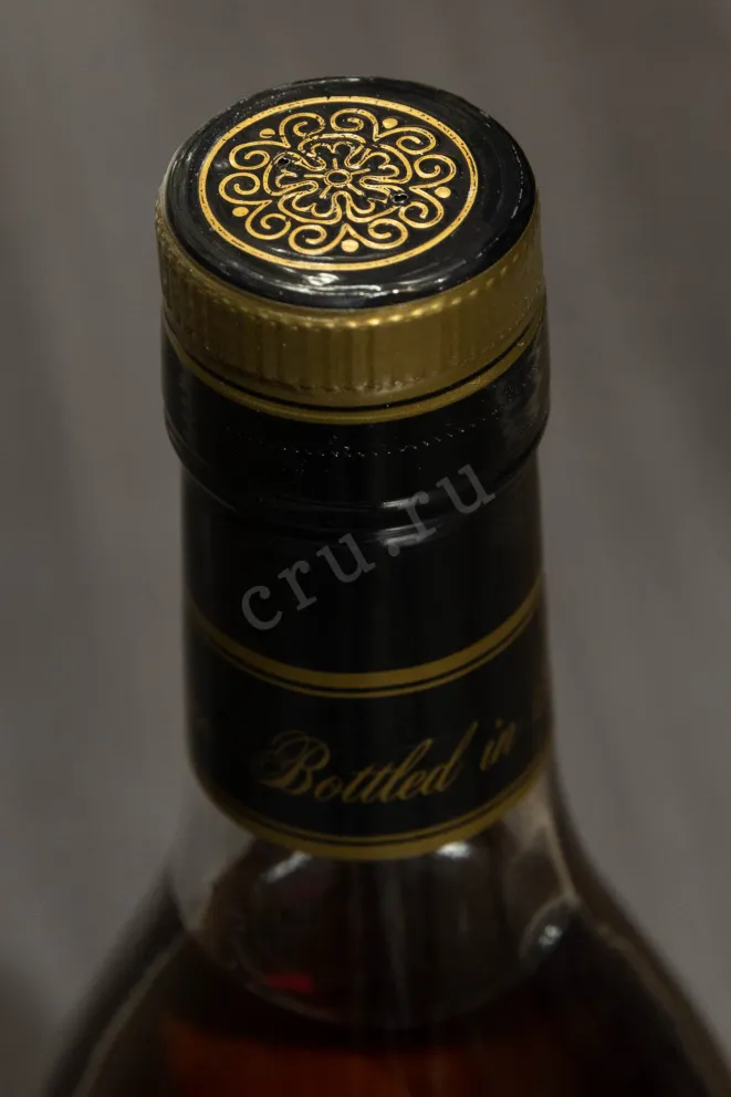 Пробка Lautrec VSOP in wooden box 0.7 л