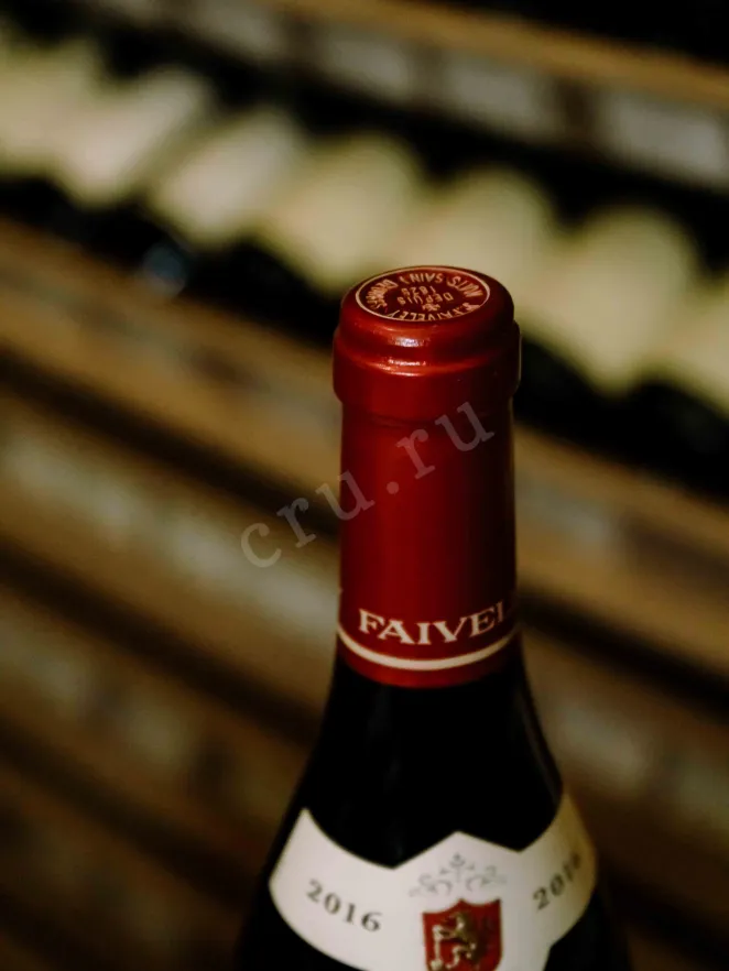 Пробка Domaine Faiveley Nuits St Georges 1 er Cru Les Porets St Georges 2016 0.75 л