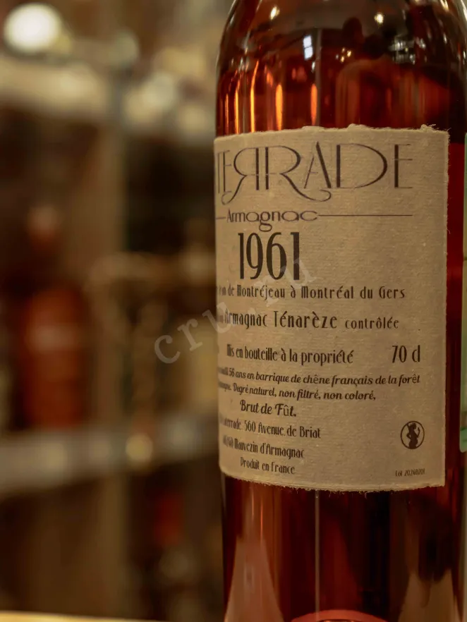 В магазине Крю Профи Laterrade Domaine Jean de Montrejeau in wooden box 1961 0.7 л