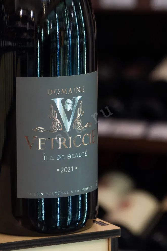 В магазине Крю Профи Domaine Vetriccie Ile de Beaute Rouge 2021 0.75 л