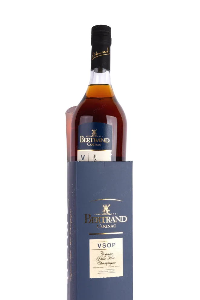 Коньяк Bertrand VSOP gift box  0.7 л