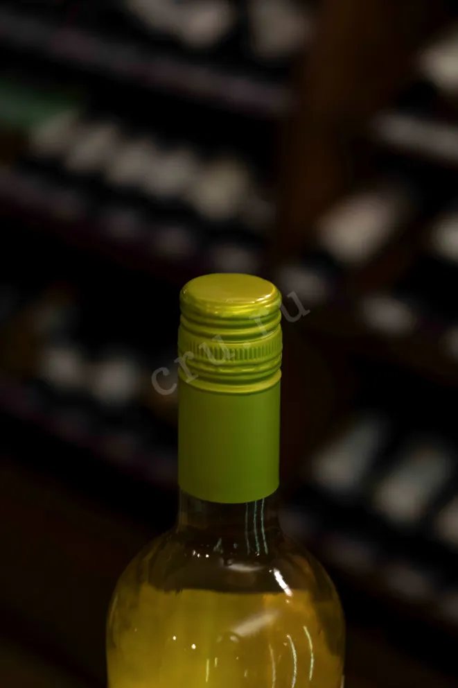 Пробка Estrellas Sauvignon Blanc 2020 0.75 л