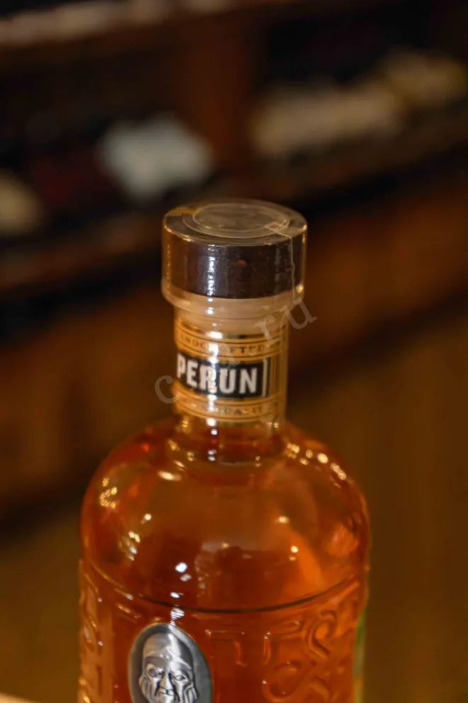 Пробка Perun Rakija od Dunje 0.7 л