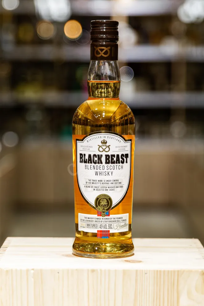 Виски Black Beast  0.5 л