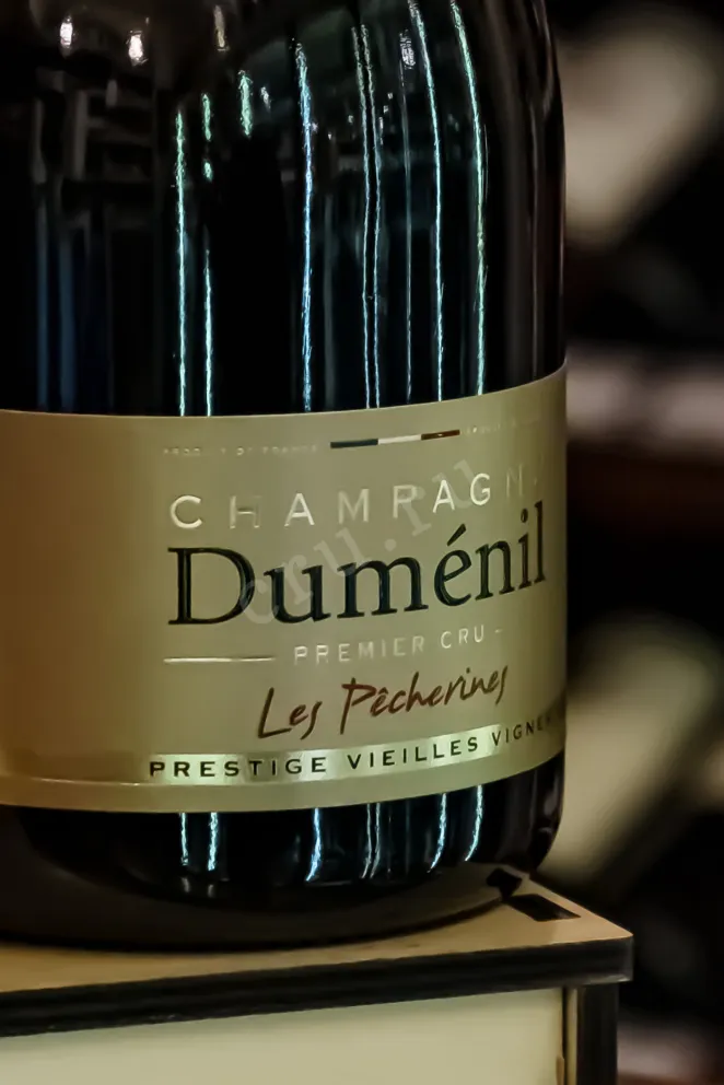 В магазине Крю Профи Dumenil Prestige Vieilles vignes Les Pecherines 2010 0.75 л